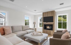 Elegant 5-Bedroom Coastal Haven in the Heart of Chatham - Chatham, Massachusetts