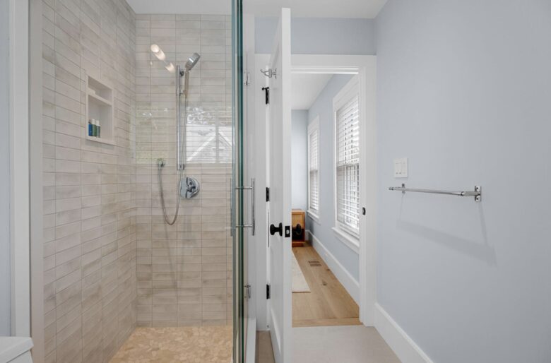 Elegant 5-Bedroom Coastal Haven in the Heart of Chatham - Chatham, Massachusetts