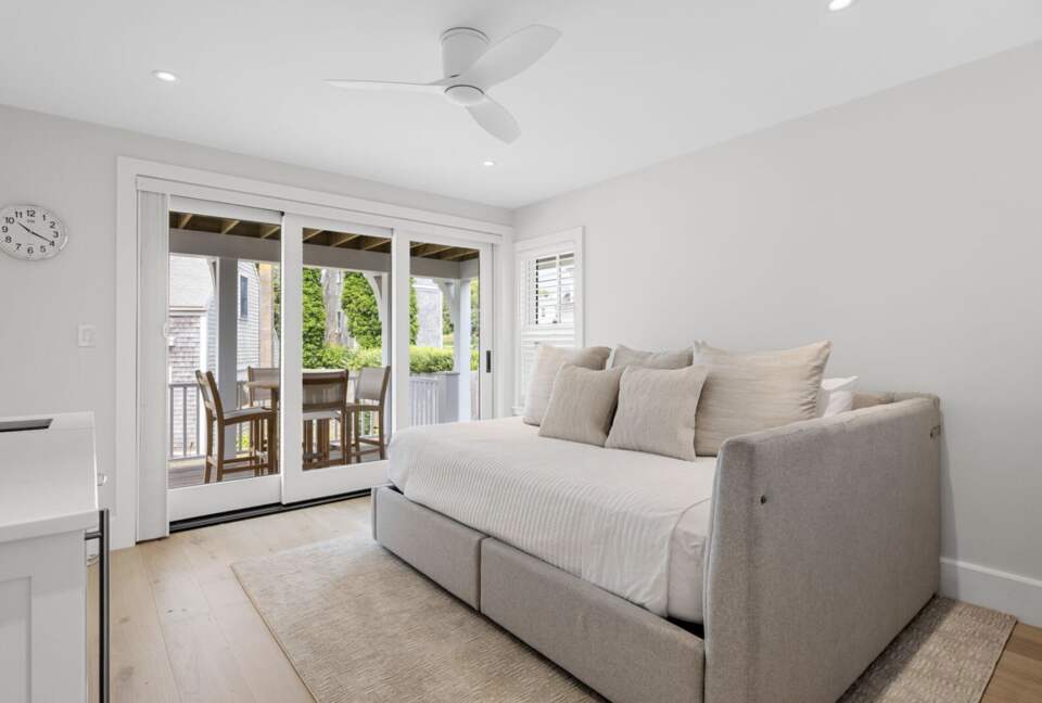 Elegant 5-Bedroom Coastal Haven in the Heart of Chatham - Chatham, Massachusetts