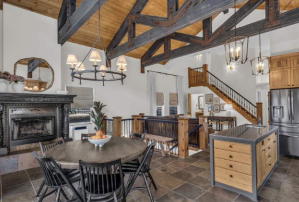 Spacious Park City Escape with Valley Views & Sauna - Park City, Utah