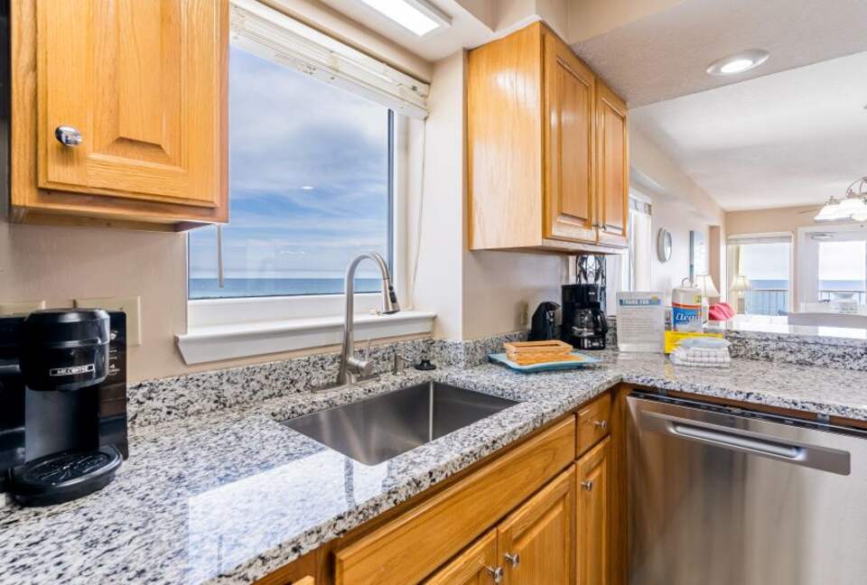 Beachfront Bliss in the Heart of Gulf Shores - Gulf Shores, Alabama