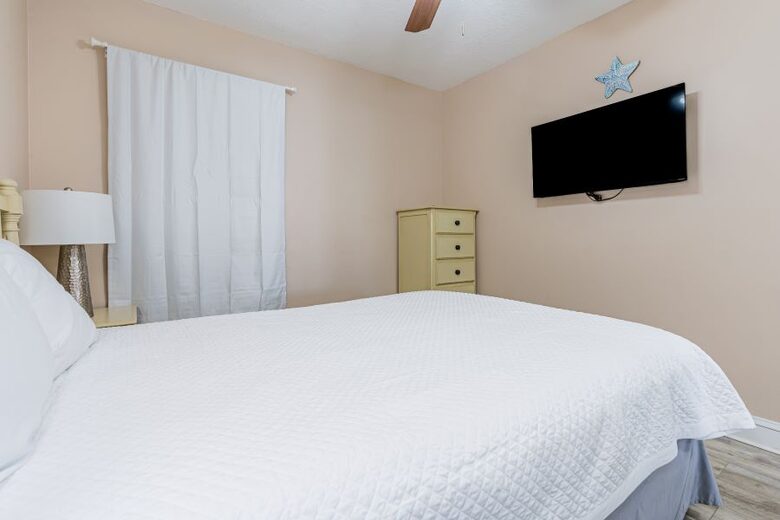 Beachfront Bliss in the Heart of Gulf Shores - Gulf Shores, Alabama