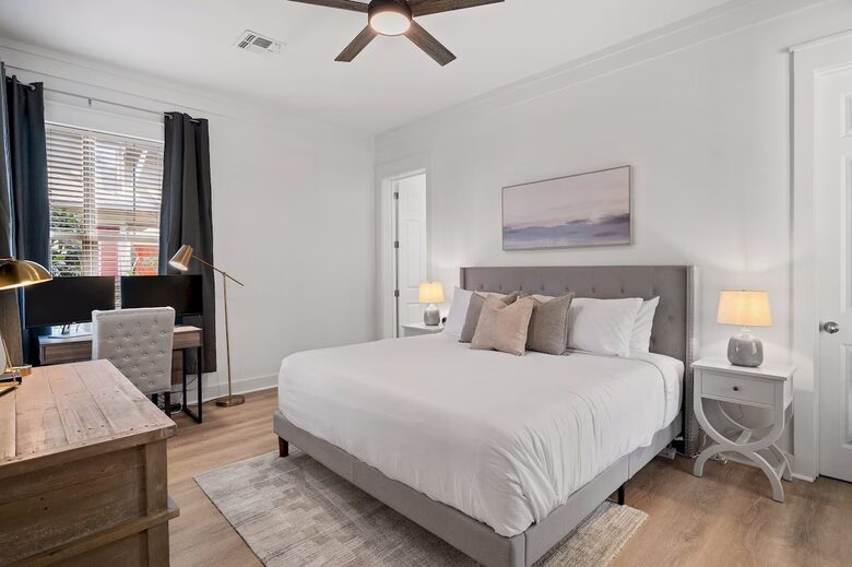 Elegant Coastal Getaway Overlooking Baytowne Golf Course - Miramar Beach, Florida