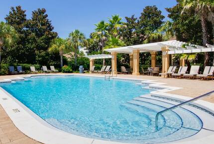 Elegant Coastal Getaway Overlooking Baytowne Golf Course - Miramar Beach, Florida