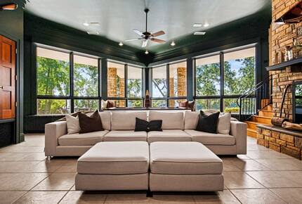 Architectural Masterpiece with Panoramic Lake Views & Concierge Service - Statesville, North Carolina