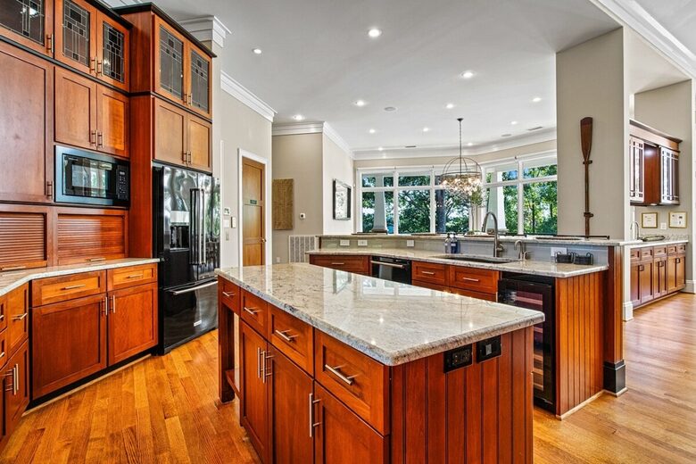 Architectural Masterpiece with Panoramic Lake Views & Concierge Service - Statesville, North Carolina