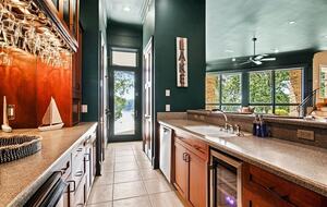 Architectural Masterpiece with Panoramic Lake Views & Concierge Service - Statesville, North Carolina