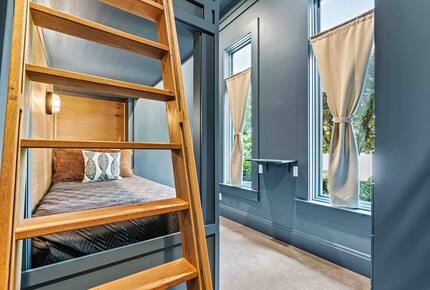 Architectural Masterpiece with Panoramic Lake Views & Concierge Service - Statesville, North Carolina