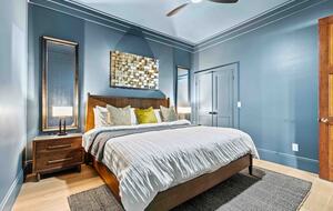 Architectural Masterpiece with Panoramic Lake Views & Concierge Service - Statesville, North Carolina