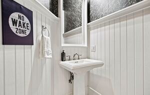 Architectural Masterpiece with Panoramic Lake Views & Concierge Service - Statesville, North Carolina