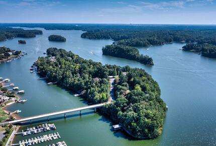 Architectural Masterpiece with Panoramic Lake Views & Concierge Service - Statesville, North Carolina