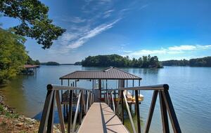 Architectural Masterpiece with Panoramic Lake Views & Concierge Service - Statesville, North Carolina