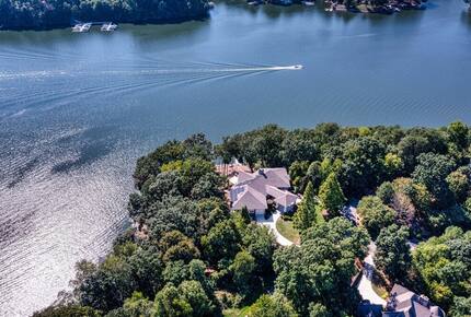 Architectural Masterpiece with Panoramic Lake Views & Concierge Service - Statesville, North Carolina
