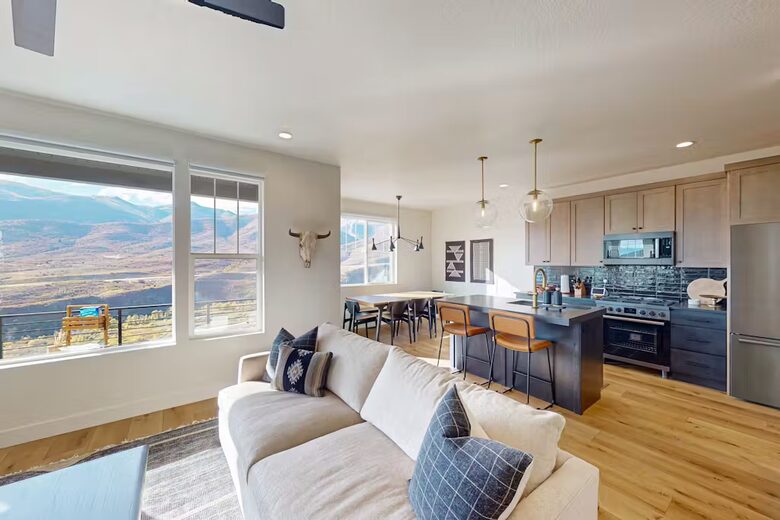 Luxury Jordanelle Ridge Home with Private Hot Tub - Heber City, Utah