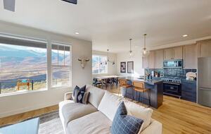 Luxury Jordanelle Ridge Home with Private Hot Tub - Heber City, Utah