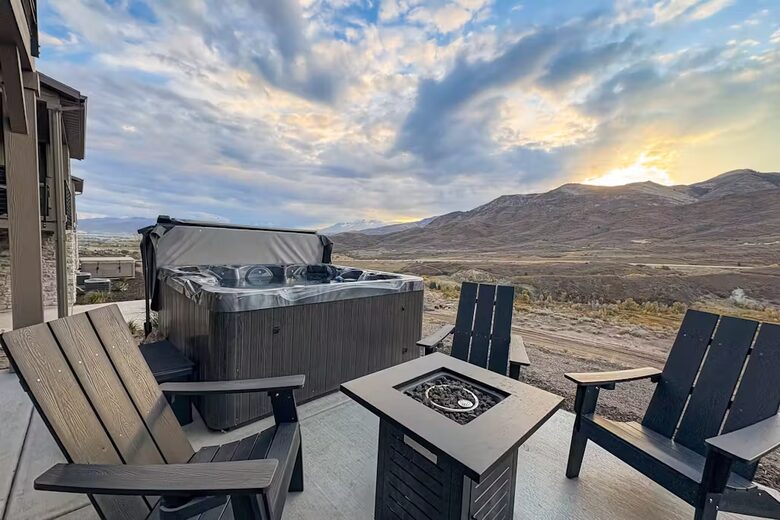 Luxury Jordanelle Ridge Home with Private Hot Tub - Heber City, Utah