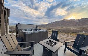 Luxury Jordanelle Ridge Home with Private Hot Tub - Heber City, Utah