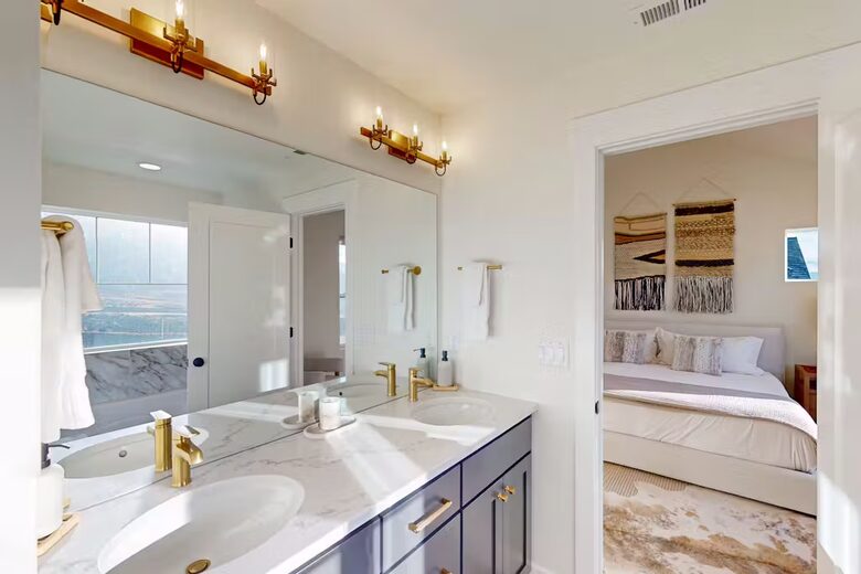 Luxury Jordanelle Ridge Home with Private Hot Tub - Heber City, Utah