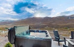 Luxury Jordanelle Ridge Home with Private Hot Tub - Heber City, Utah