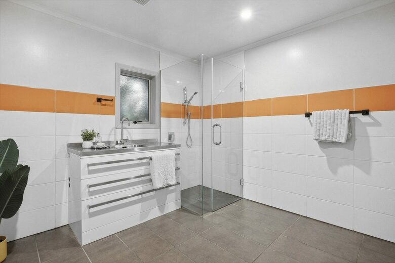 Executive Retreat with 180-degree views - Dunedin, New Zealand