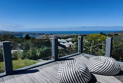 Executive Retreat with 180-degree views - Dunedin, New Zealand