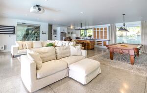 Kotare Estate | Modern Masterpiece with Pool, Spa & Ocean Views - Waiheke Island, New Zealand