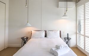 Kotare Estate | Modern Masterpiece with Pool, Spa & Ocean Views - Waiheke Island, New Zealand