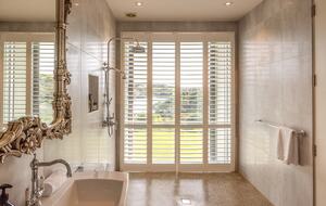 Kotare Estate | Modern Masterpiece with Pool, Spa & Ocean Views - Waiheke Island, New Zealand