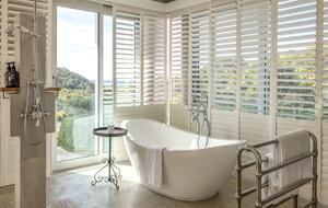 Kotare Estate | Modern Masterpiece with Pool, Spa & Ocean Views - Waiheke Island, New Zealand