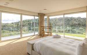 Kotare Estate | Modern Masterpiece with Pool, Spa & Ocean Views - Waiheke Island, New Zealand