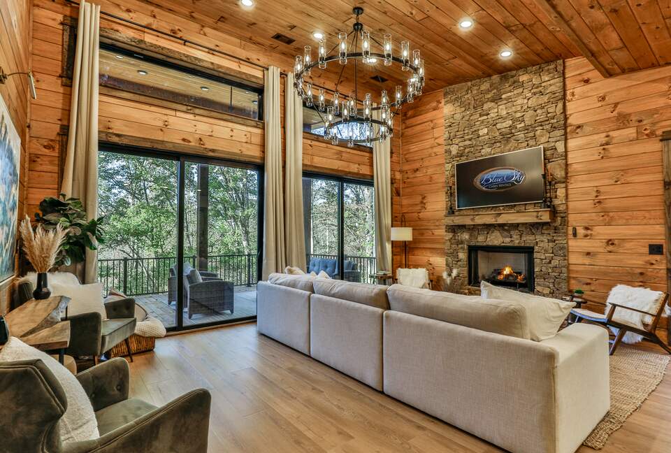 Blue Ridge Hideaway | Creekside Comfort Meets Mountain Adventure - Morganton, Georgia