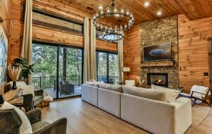 Blue Ridge Hideaway | Creekside Comfort Meets Mountain Adventure - Morganton, Georgia