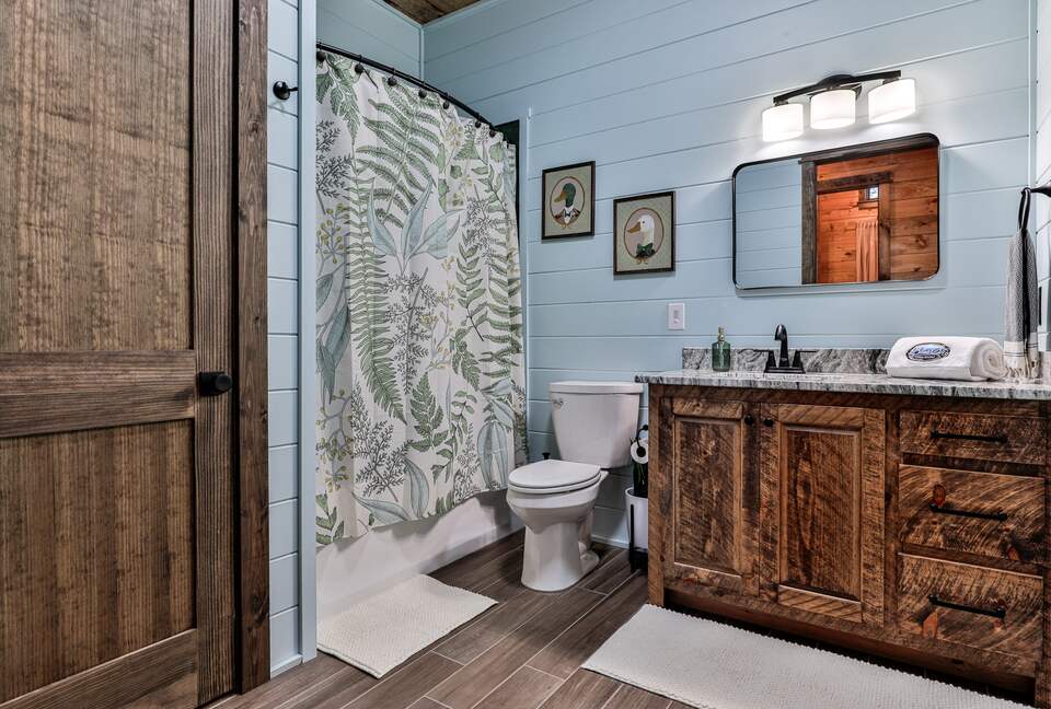 Blue Ridge Hideaway | Creekside Comfort Meets Mountain Adventure - Morganton, Georgia