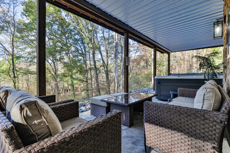 Blue Ridge Hideaway | Creekside Comfort Meets Mountain Adventure - Morganton, Georgia