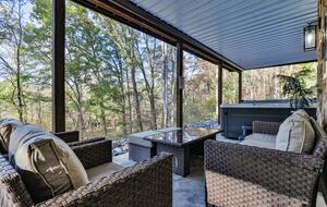 Blue Ridge Hideaway | Creekside Comfort Meets Mountain Adventure - Morganton, Georgia