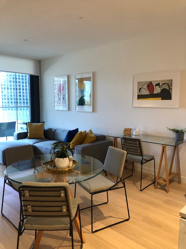 Luxury City Apartment | Art, Marble & Views - Melbourne, Australia