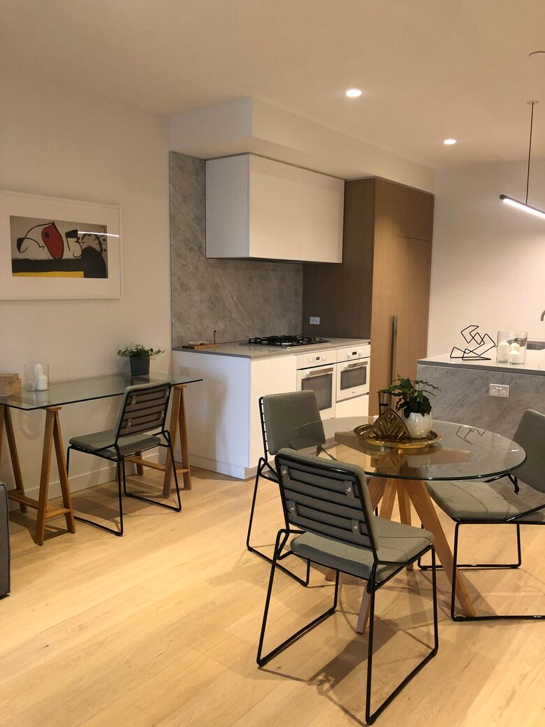 Luxury City Apartment | Art, Marble & Views - Melbourne, Australia