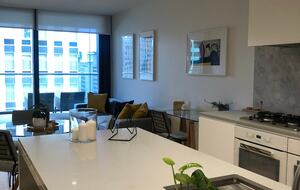 Luxury City Apartment | Art, Marble & Views - Melbourne, Australia