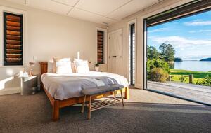 Wharetana Bay Estate | Two Luxury Villas on 2.25 Acres of Waterfront Bliss - Waiheke Island, New Zealand