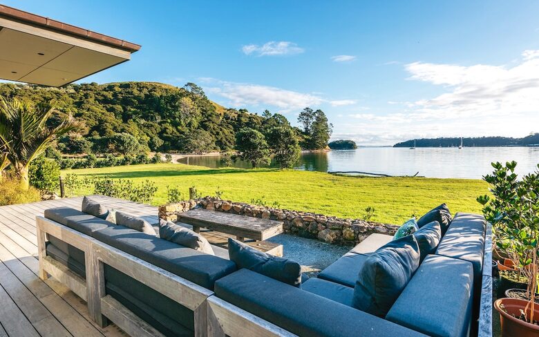 Wharetana Bay Estate | Two Luxury Villas on 2.25 Acres of Waterfront Bliss - Waiheke Island, New Zealand