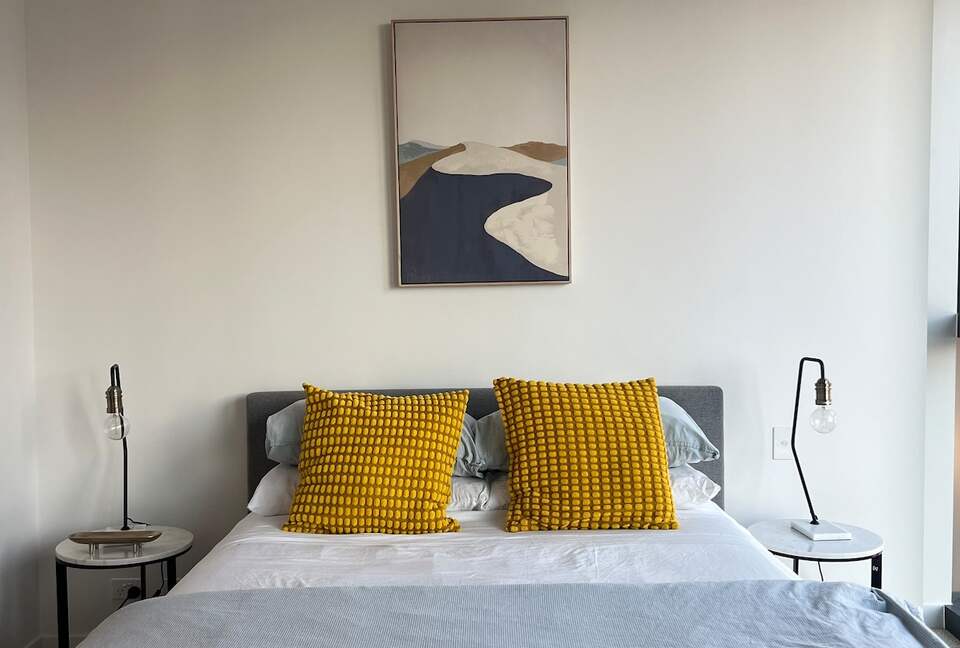 Luxury City Apartment | Art, Marble & Views - Melbourne, Australia