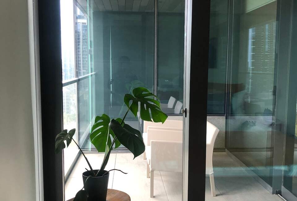 Luxury City Apartment | Art, Marble & Views - Melbourne, Australia