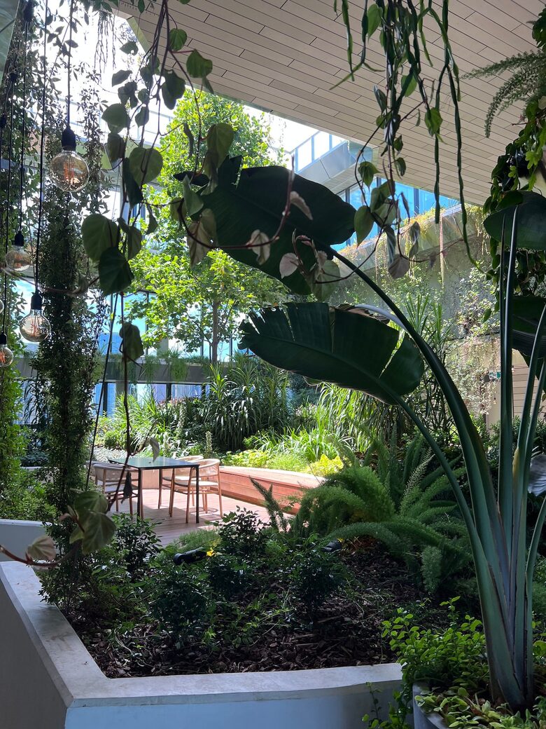 Luxury City Apartment | Art, Marble & Views - Melbourne, Australia