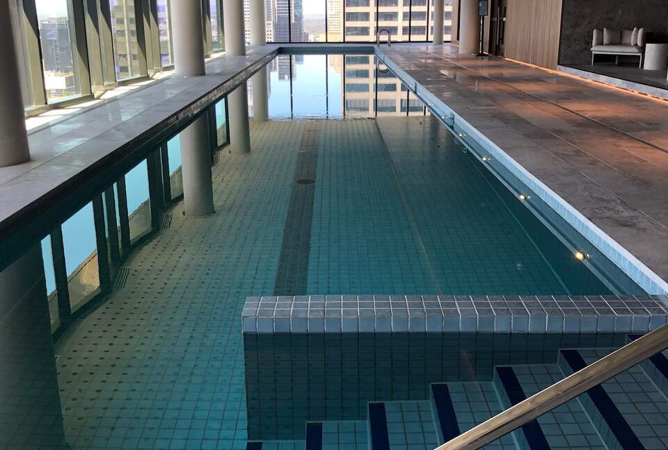 Luxury City Apartment | Art, Marble & Views - Melbourne, Australia