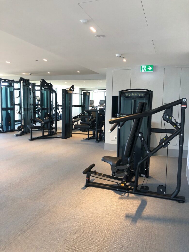 Luxury City Apartment | Art, Marble & Views - Melbourne, Australia