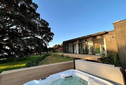 Te Mana Estate | Waiheke Beachfront - Waiheke Island, New Zealand