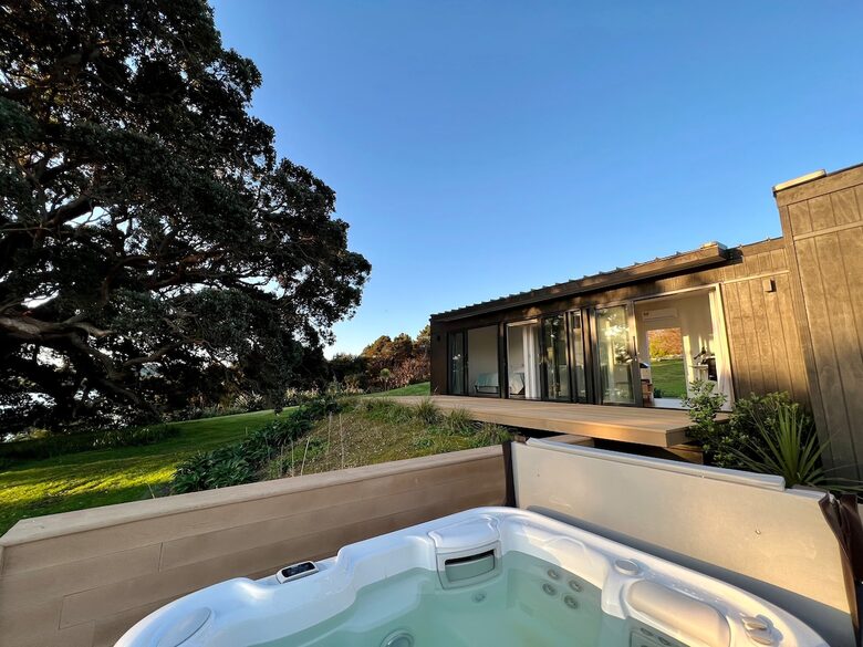 Wharetana Bay Estate | Two Luxury Villas on 2.25 Acres of Waterfront Bliss - Waiheke Island, New Zealand