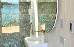 Wharetana Bay Estate | Two Luxury Villas on 2.25 Acres of Waterfront Bliss - Waiheke Island, New Zealand