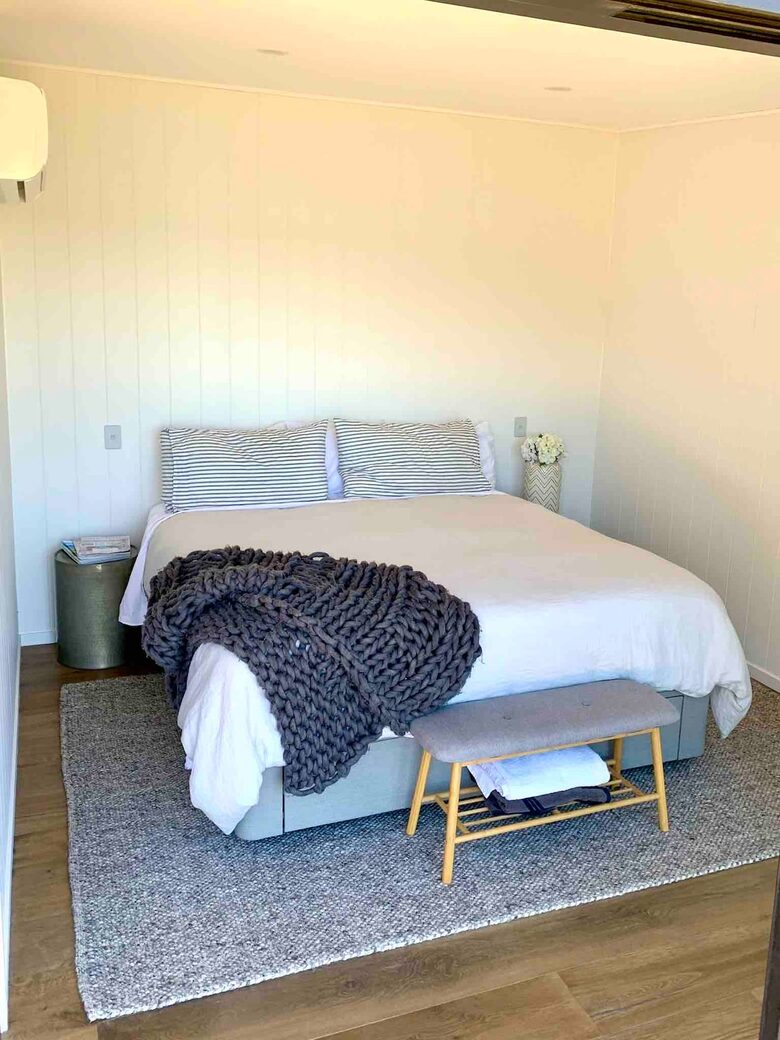 Wharetana Bay Estate | Two Luxury Villas on 2.25 Acres of Waterfront Bliss - Waiheke Island, New Zealand