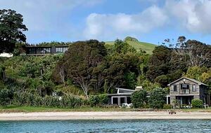 Wharetana Bay Estate | Two Luxury Villas on 2.25 Acres of Waterfront Bliss - Waiheke Island, New Zealand